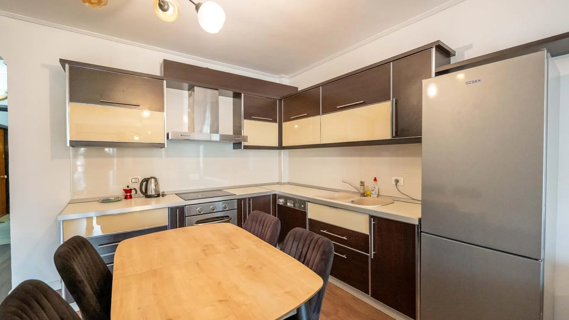 Tirent Apartment - Komuna E Parisit, Central 2 Tirana