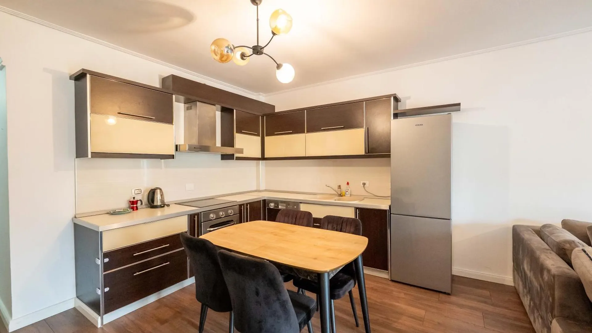 Tirent Apartment - Komuna E Parisit, Central 2 Tirana Albania