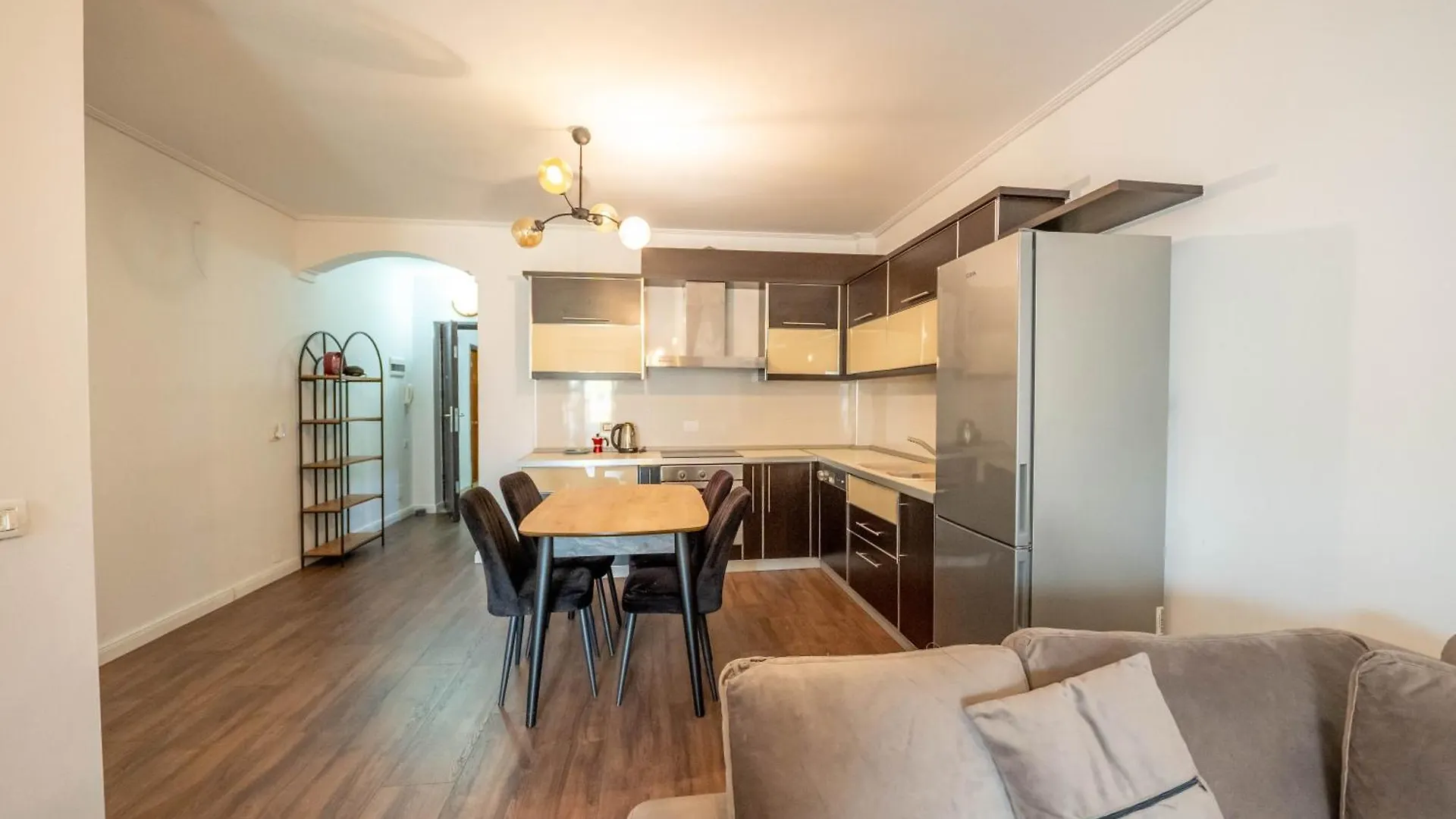Tirent Apartment - Komuna E Parisit, Central 2 Tirana Albania