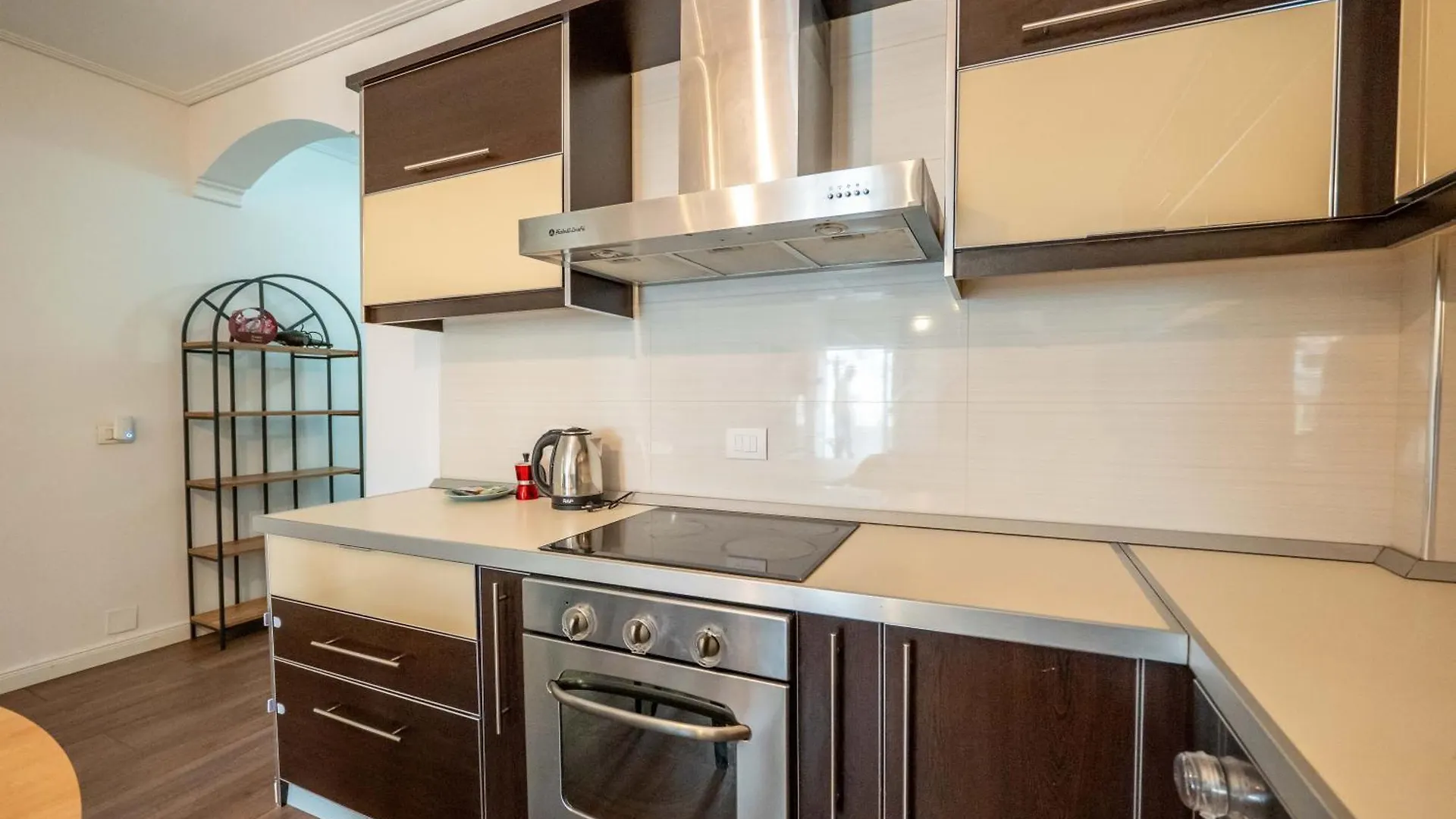 Tirent Apartment - Komuna E Parisit, Central 2 Tirana Albania